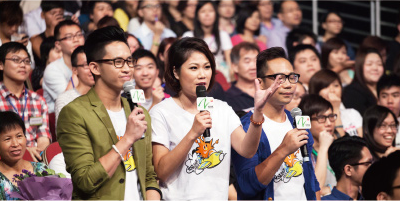 Before the production of Award Ceremony cum Concert, DJ (from the left) Bun, Ah O and Morle, had been on the run and interviewed the ten awardees to better understand how they strived for their dreams.